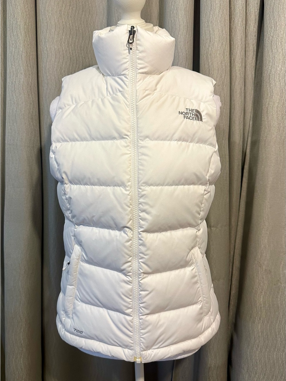 The North Face Women’s Off-white Nuptse 2 Down Vest Sz SMALL